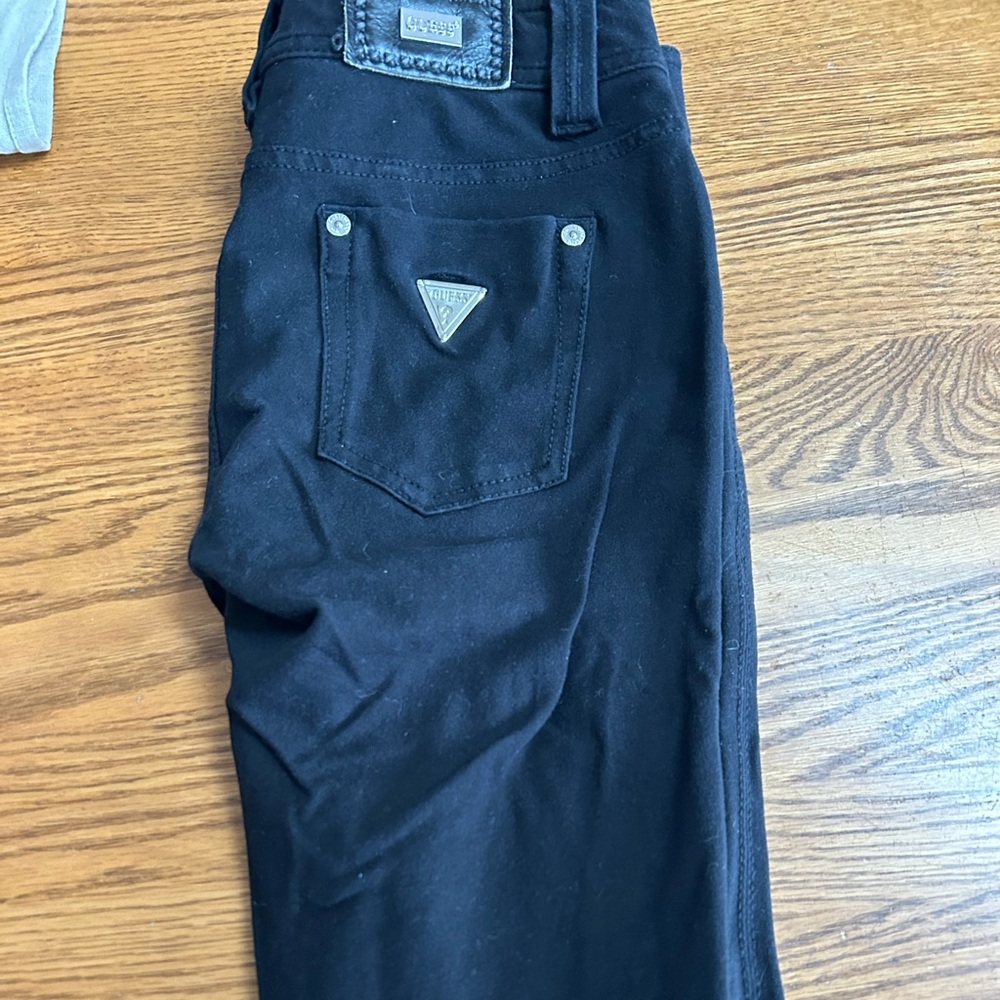 Women’s size26 Black Guess pants